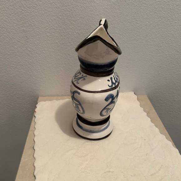 Beautiful hand fashioned pitcher. - Picture 8 of 12